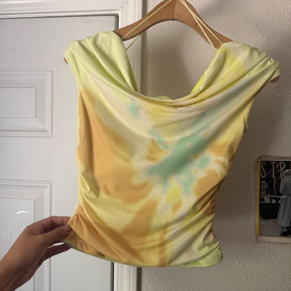 VIORA LANE lime neon green cotton tie dye ruched off shoulder cropped top - Picture 4 of 6
